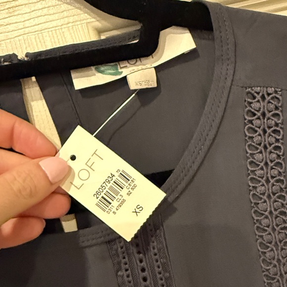 Loft NWT dark grey eyelet blouse, XS - Picture 4 of 7